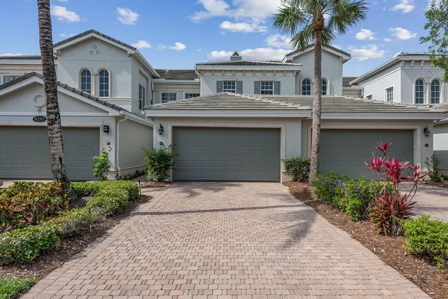 $588,000 | 9267 Museo Circle, Unit 202, Naples, FL 34114