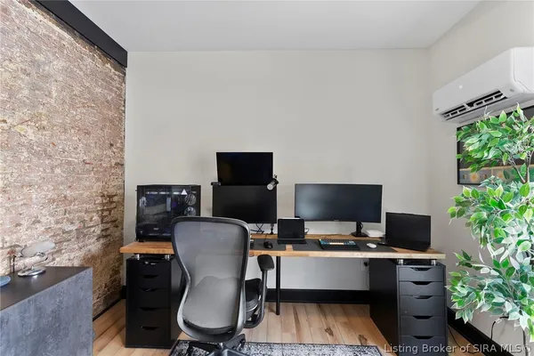 $494,500 | 422 St Michaels Avenue, Madison, IN 47250