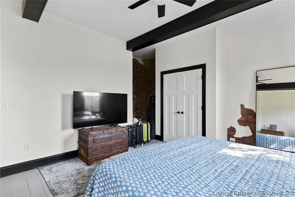 $494,500 | 422 St Michaels Avenue, Madison, IN 47250