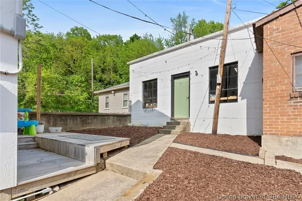 $494,500 | 422 St Michaels Avenue, Madison, IN 47250