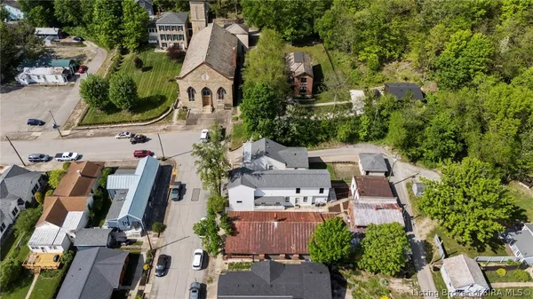 $494,500 | 422 St Michaels Avenue, Madison, IN 47250