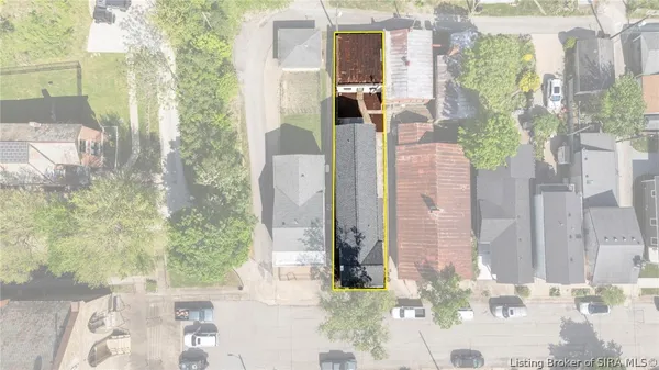 $494,500 | 422 St Michaels Avenue, Madison, IN 47250