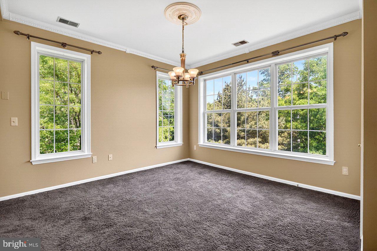 23 Kyle Way Ewing, NJ 08628 - Photo 9 of 30