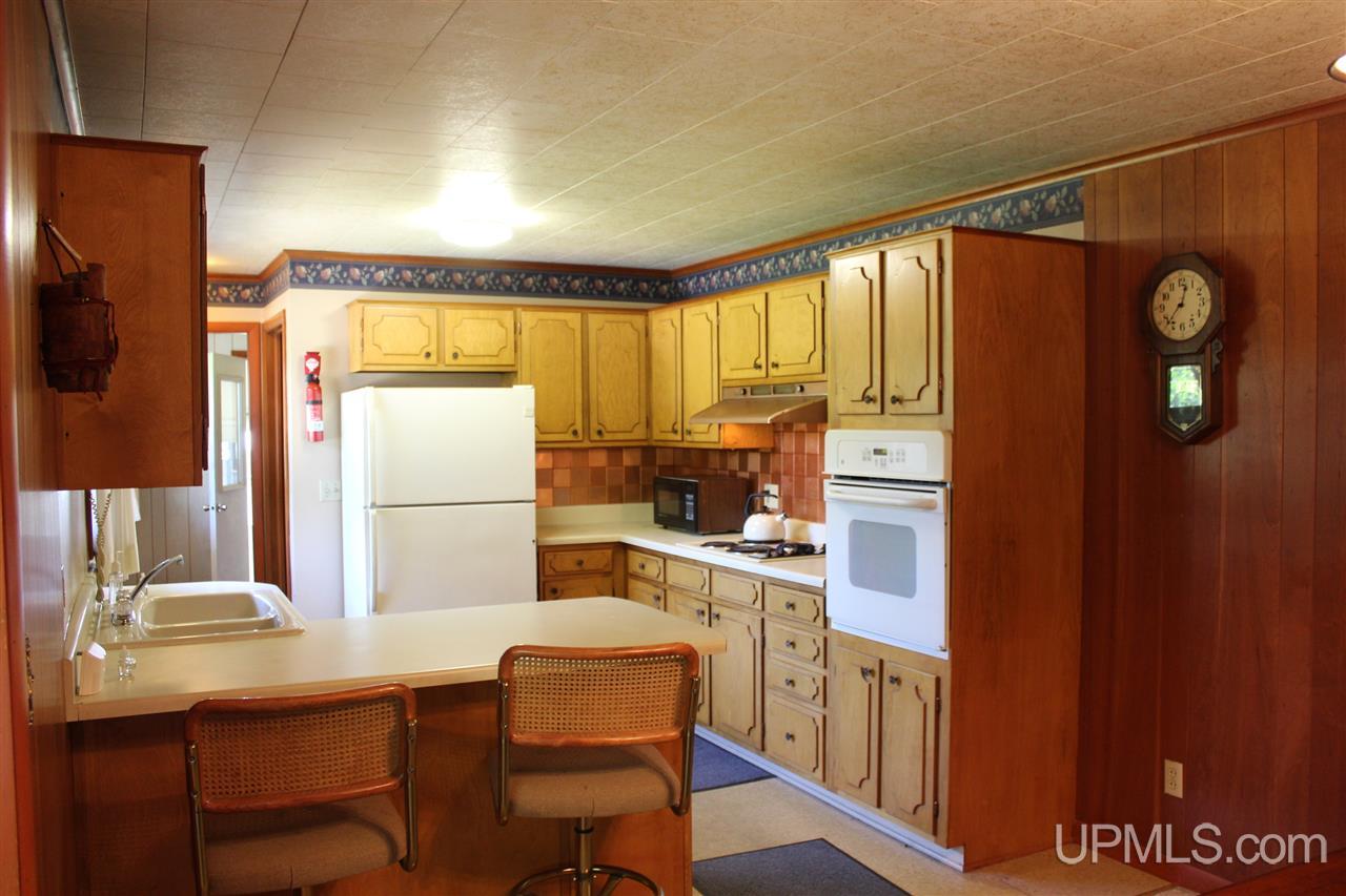 139 Kivela Road Negaunee, MI 49866 - Photo 6 of 36 Gallery Image 6