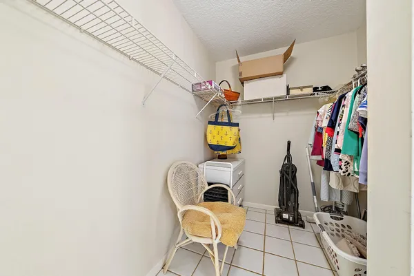 $459,000 | 5440 North Ocean Drive, Unit 202, Singer Island, FL 33404