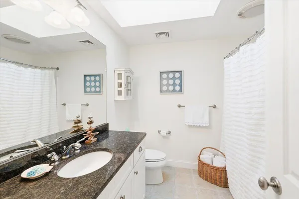 $1,049,000 | 480 Main Street, Unit 13, Falmouth, MA 02540