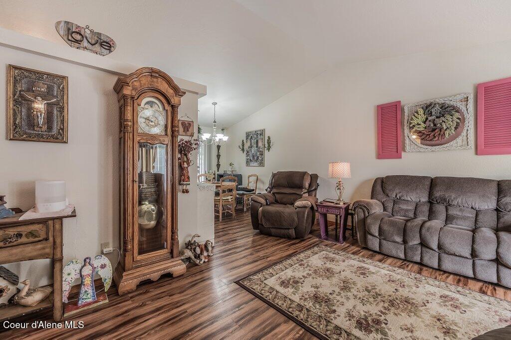 1019 North Nellie Court Post Falls, ID 83854 - Photo 7 of 27 --7.jpg-SMALL