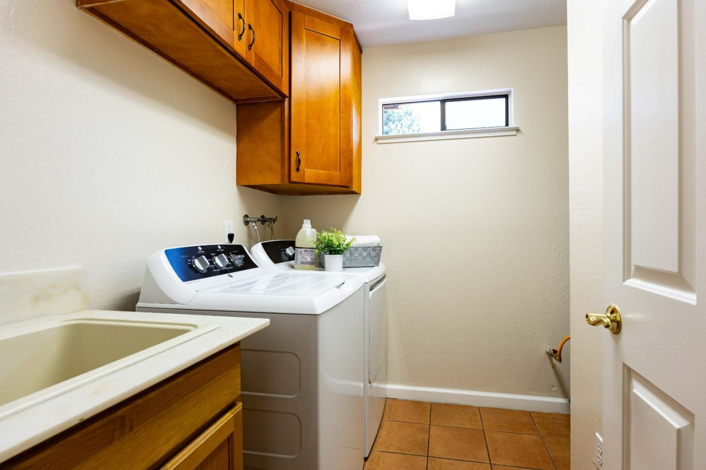 1655 Grant Road Mountain View, CA 94040 - Photo 17 of 24 a bathroom with a sink and a bathtub