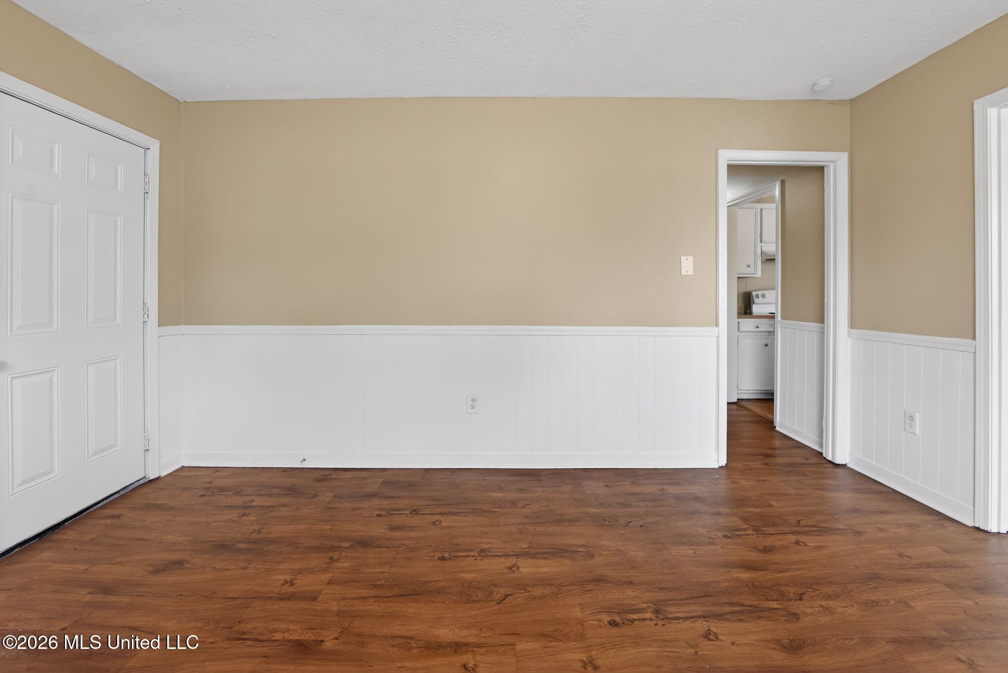 4597 Kirkley Drive Jackson, MS 39206 - Photo 36 of 44 36_4597_Kirkley_Dr_Jackson_MS_39206-Bedr