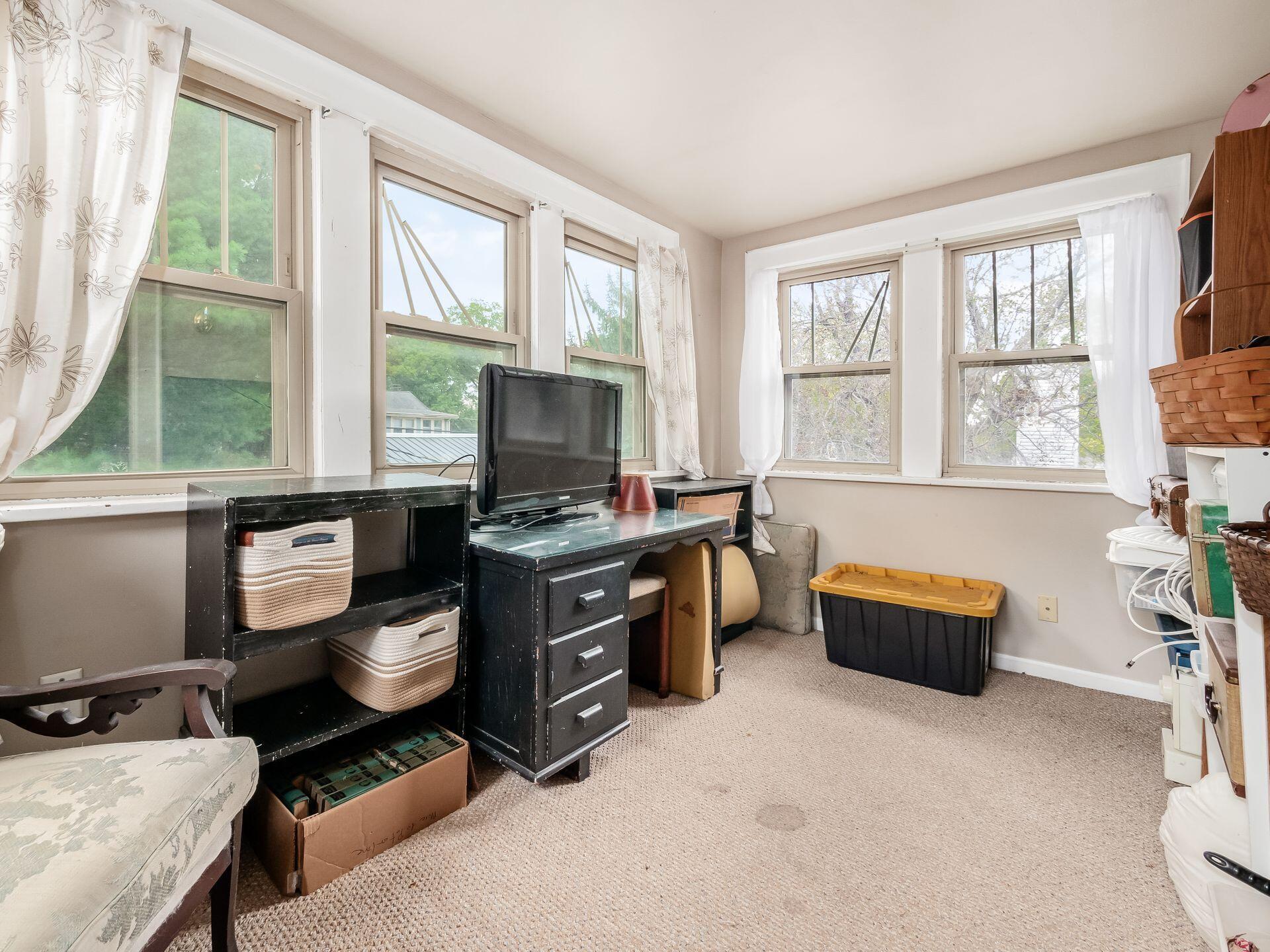 285 Crestview Road Columbus, OH 43202 - Photo 27 of 46 042_ Rd Columbus OH 43202 USA