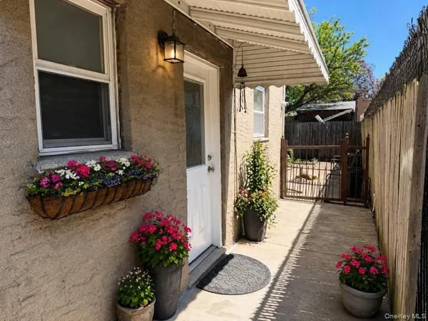 $2,500 | 2516 Eastchester Road | Pelham Gardens