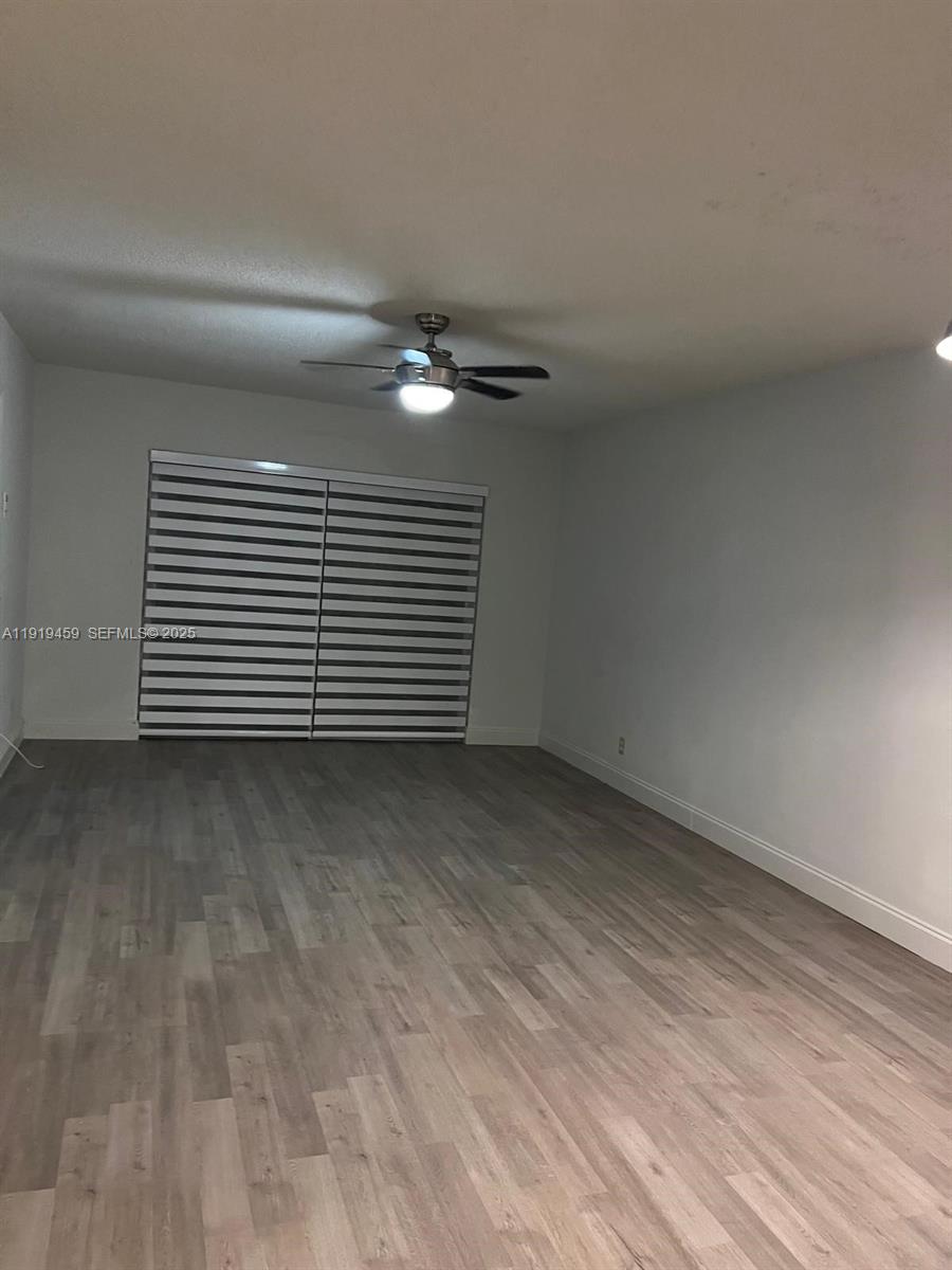 301 Cambridge Road, Unit 211 Hollywood, FL 33024 - Photo 19 of 33