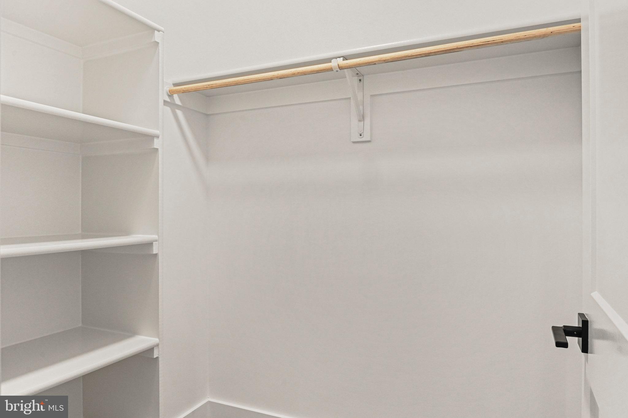 1109 Ingleside Avenue McLean, VA 22101 - Photo 33 of 94 a view of bathroom