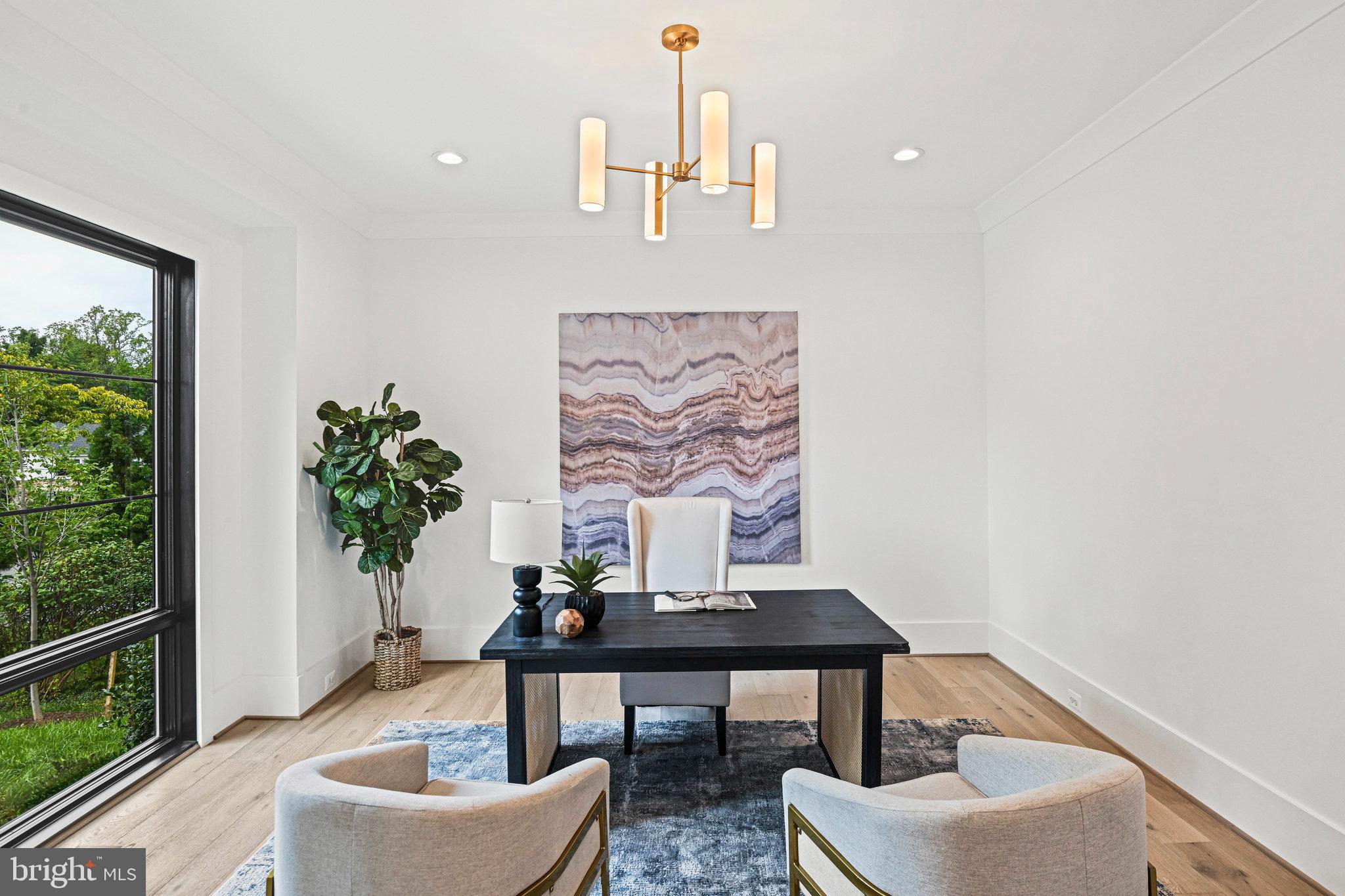 1109 Ingleside Avenue McLean, VA 22101 - Photo 4 of 94 Main Level Office