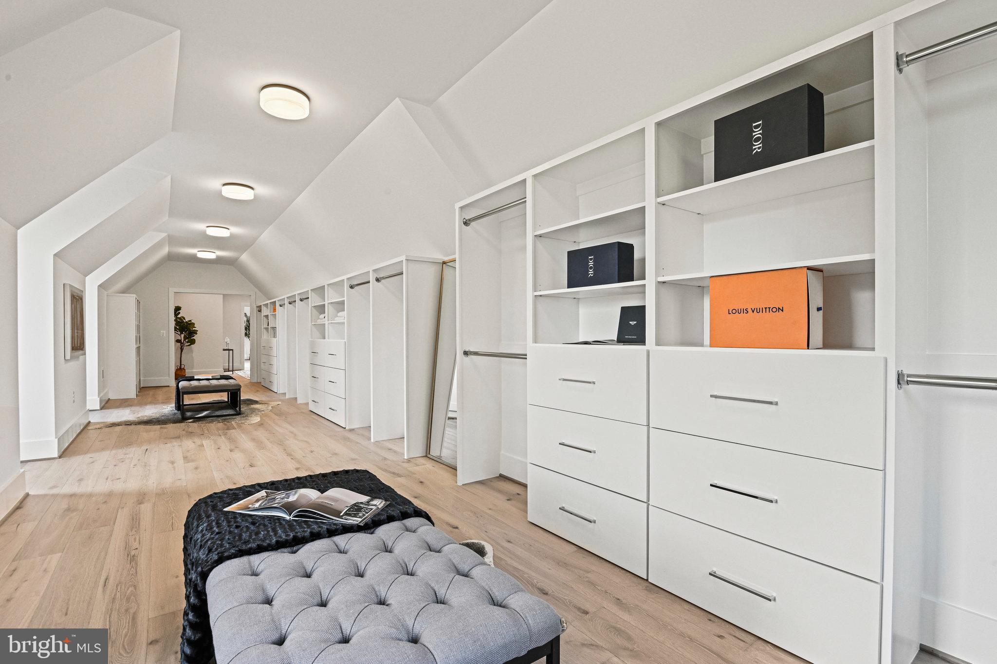 1109 Ingleside Avenue McLean, VA 22101 - Photo 45 of 94 Primary Closet