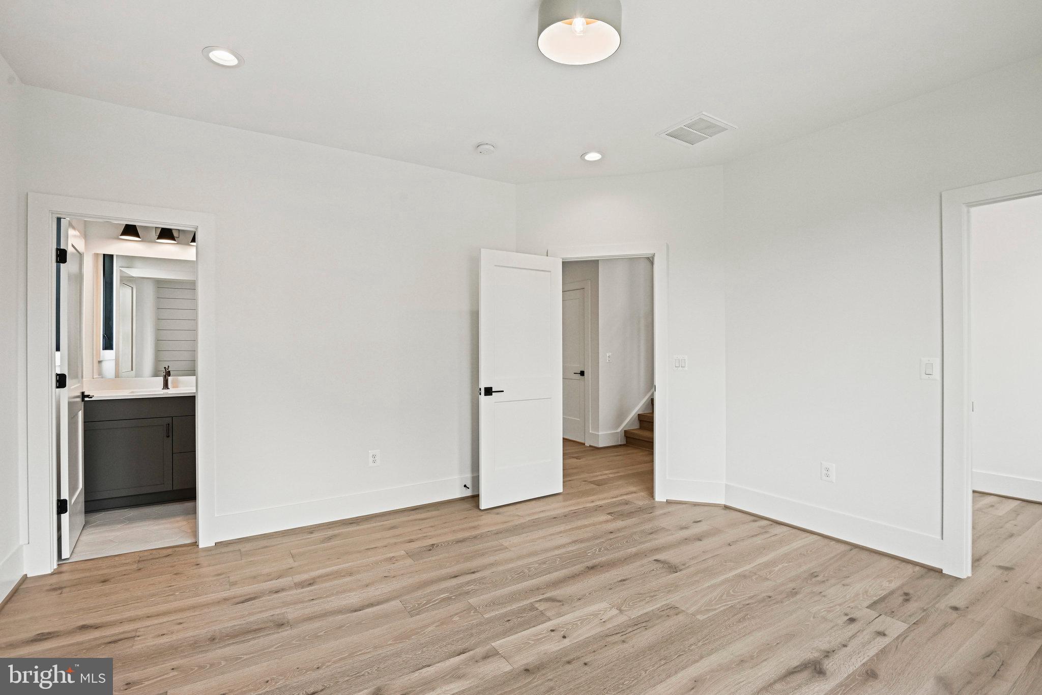 1109 Ingleside Avenue McLean, VA 22101 - Photo 53 of 94