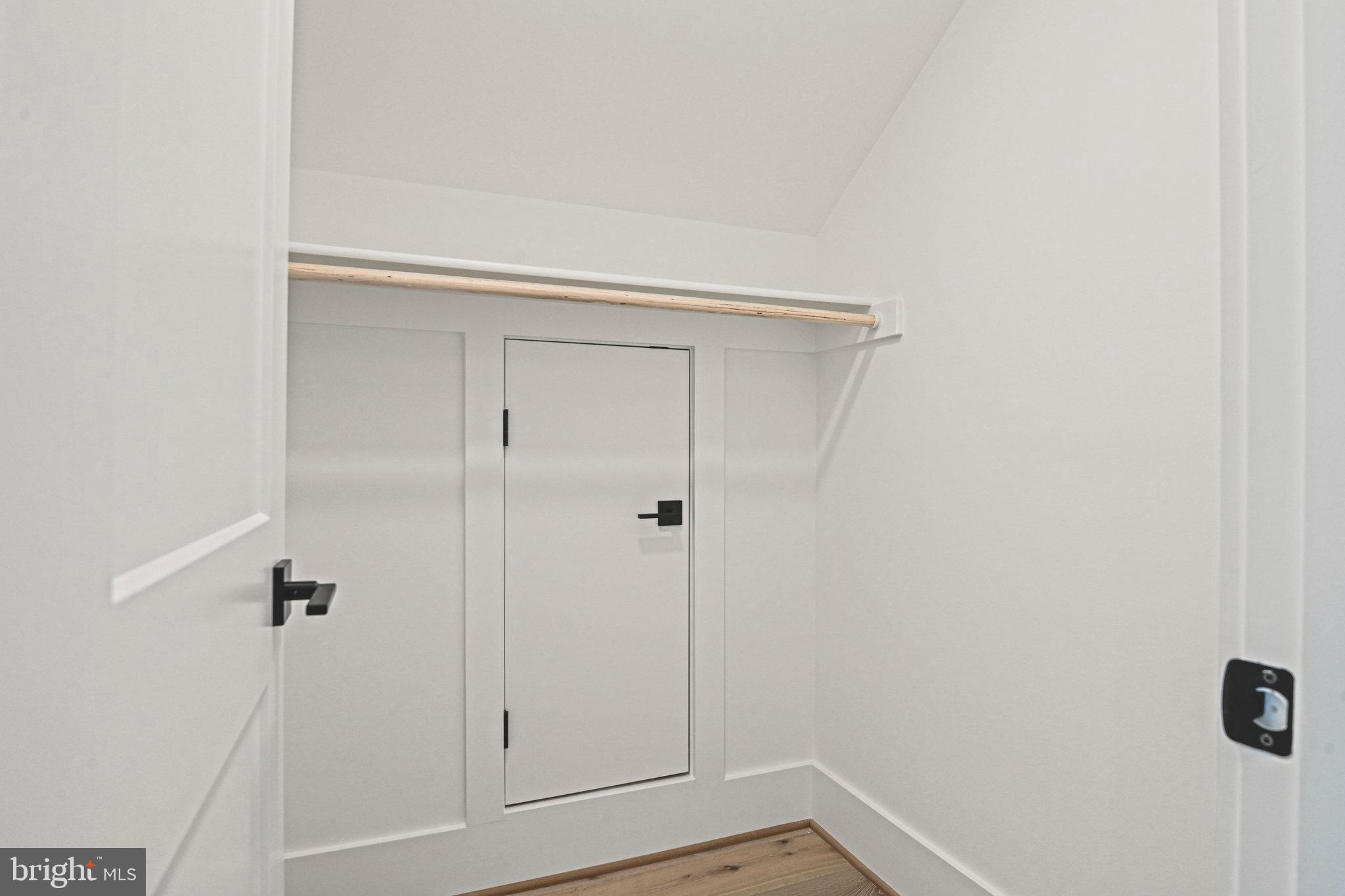 1109 Ingleside Avenue McLean, VA 22101 - Photo 71 of 94