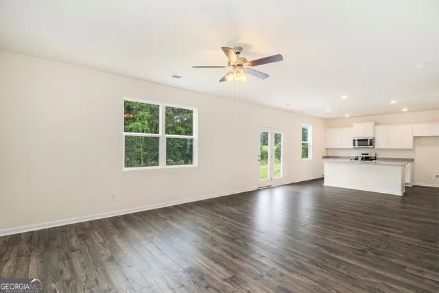 $2,700 | 568 Whitman Lane, Stockbridge, GA 30281