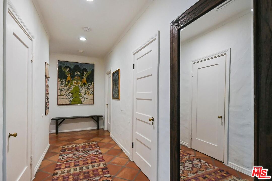 831 East Rio Grande Street Pasadena, CA 91104 - Photo 18 of 43