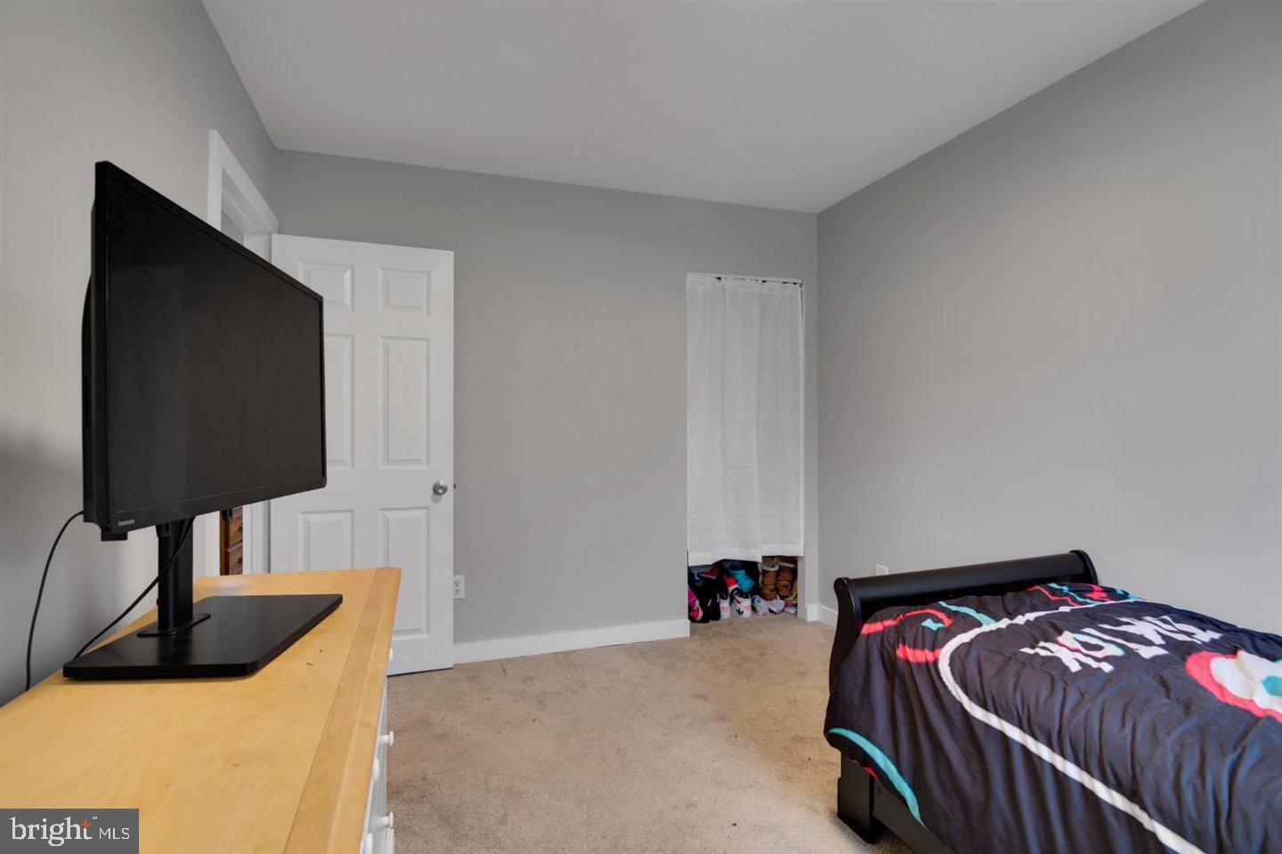 2 Roanoke Road Clementon, NJ 08021 - Photo 20 of 43 Bedroom 2