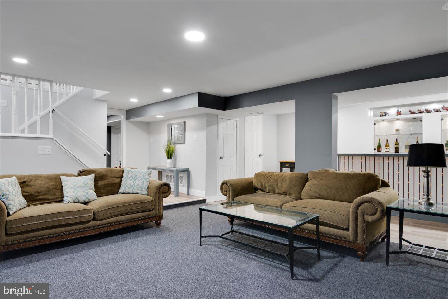 2 Roanoke Road Clementon, NJ 08021 - Photo 24 of 43 Family Room