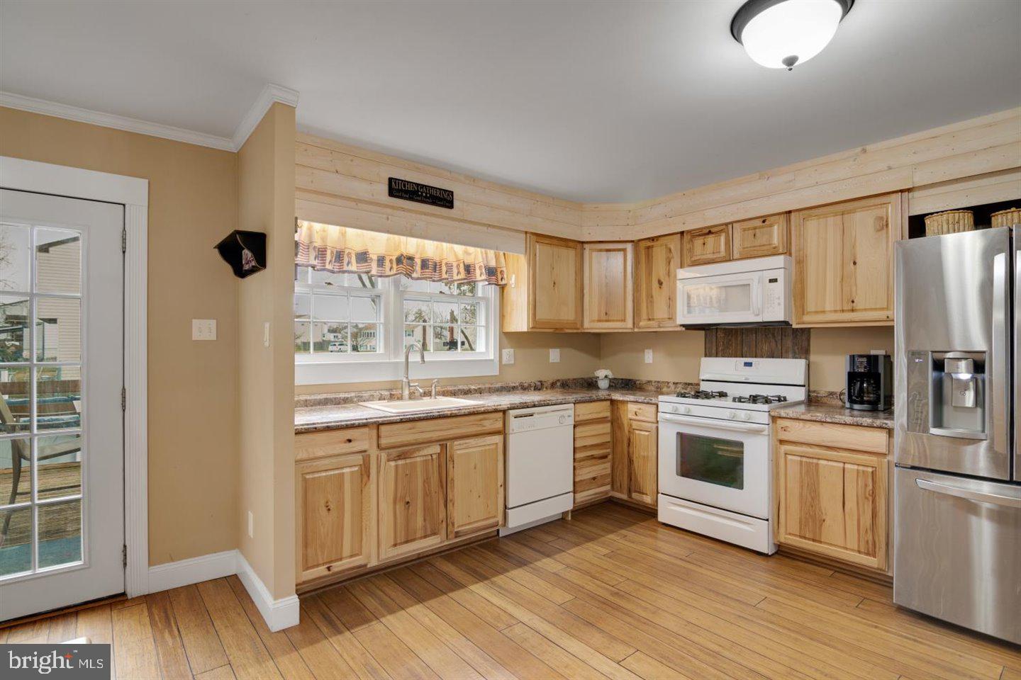 2 Roanoke Road Clementon, NJ 08021 - Photo 6 of 43 Kitchen