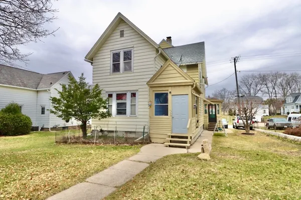$195,000 | 333 Robert Street, Fort Atkinson, WI 53538