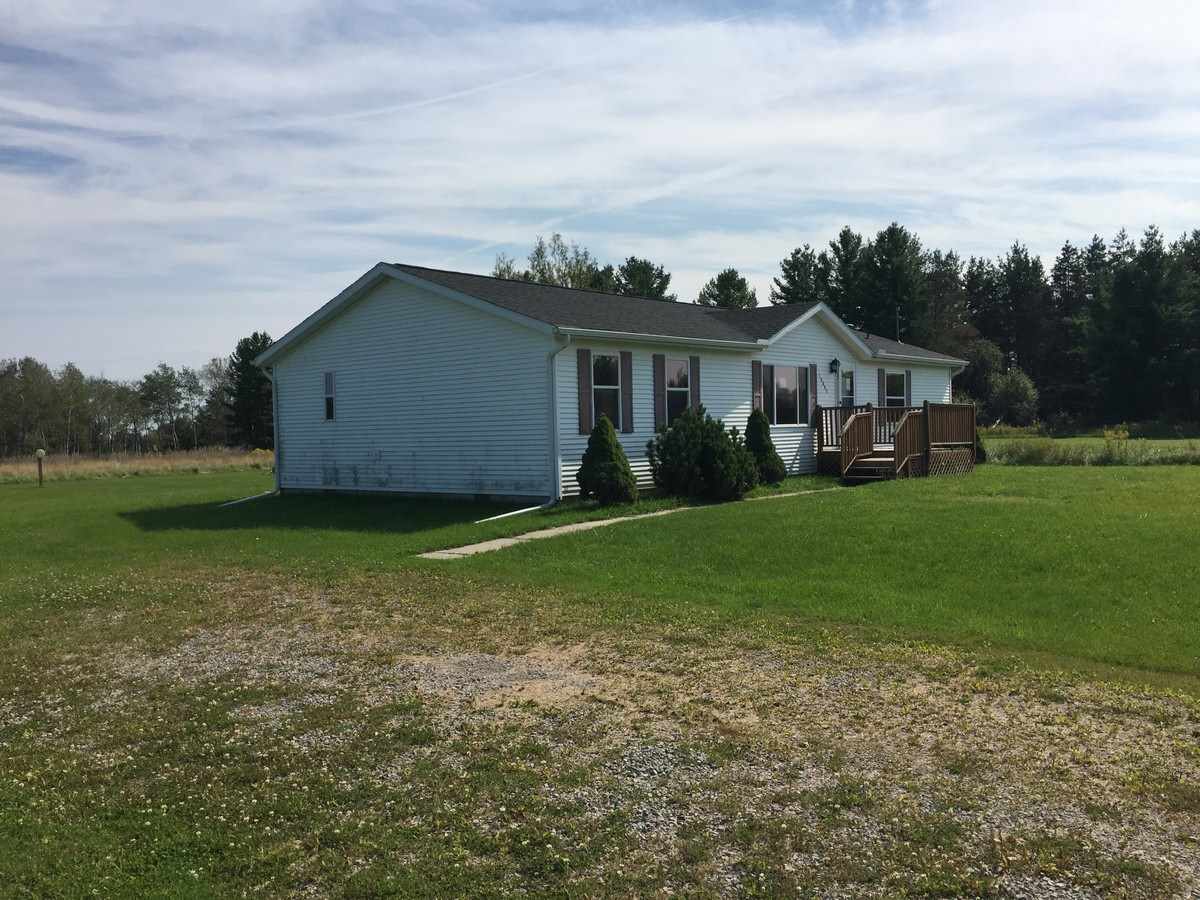 12665 Behning Road Ossineke, MI 49766 - Photo 4 of 19 1840435-3.JPG