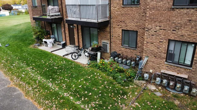 $1,500,000 | 224 East Rimini Court, Palatine, IL 60067