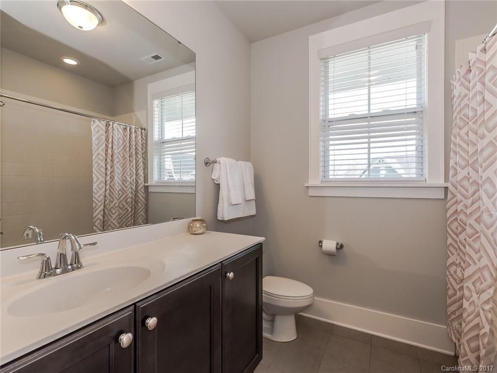 724 Bluff Loop Road, Unit 206 Rock Hill, SC 29730 - Photo 22 of 24 Gallery Image 22