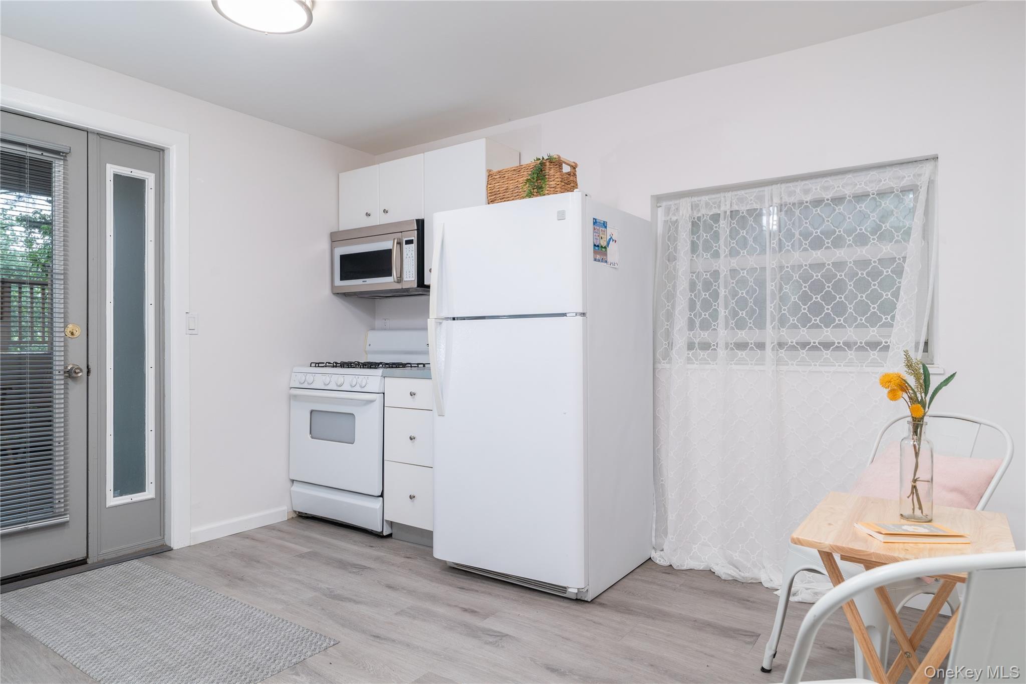 1095 Rte 9W Nyack, NY 10960 - Photo 3 of 8
