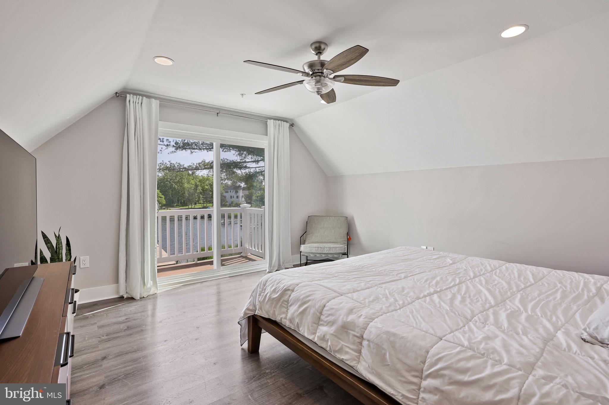 330 Arbutus Drive Edgewater, MD 21037 - Photo 12 of 39 Wake Up to Morning Sunrise