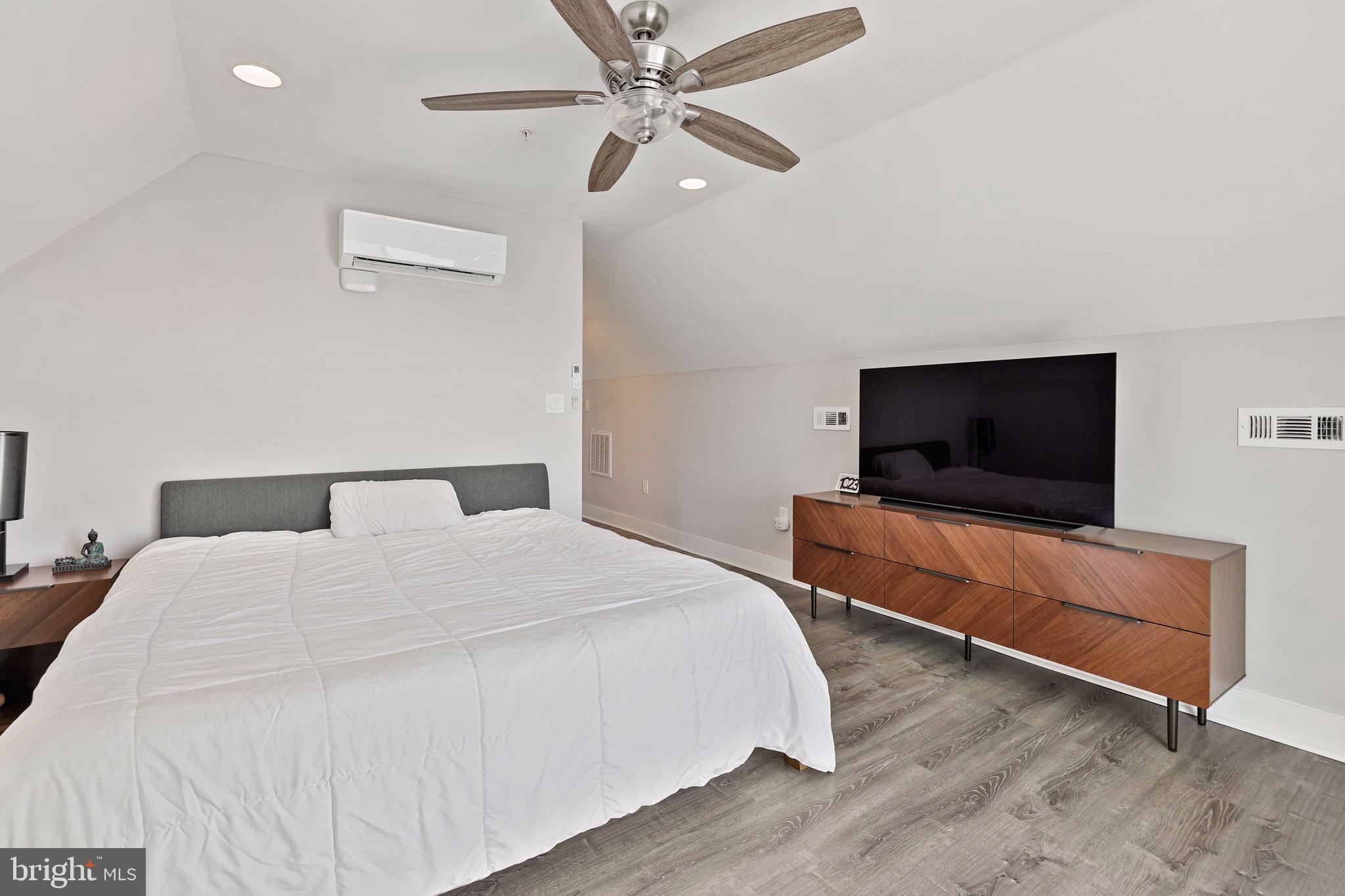 330 Arbutus Drive Edgewater, MD 21037 - Photo 13 of 39