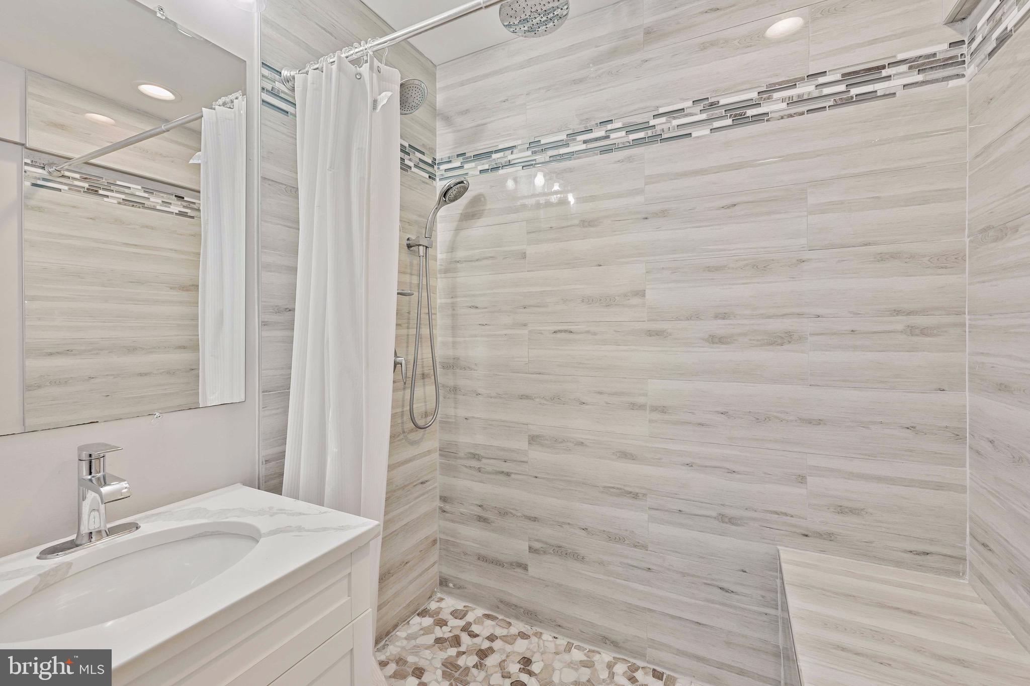 330 Arbutus Drive Edgewater, MD 21037 - Photo 21 of 39