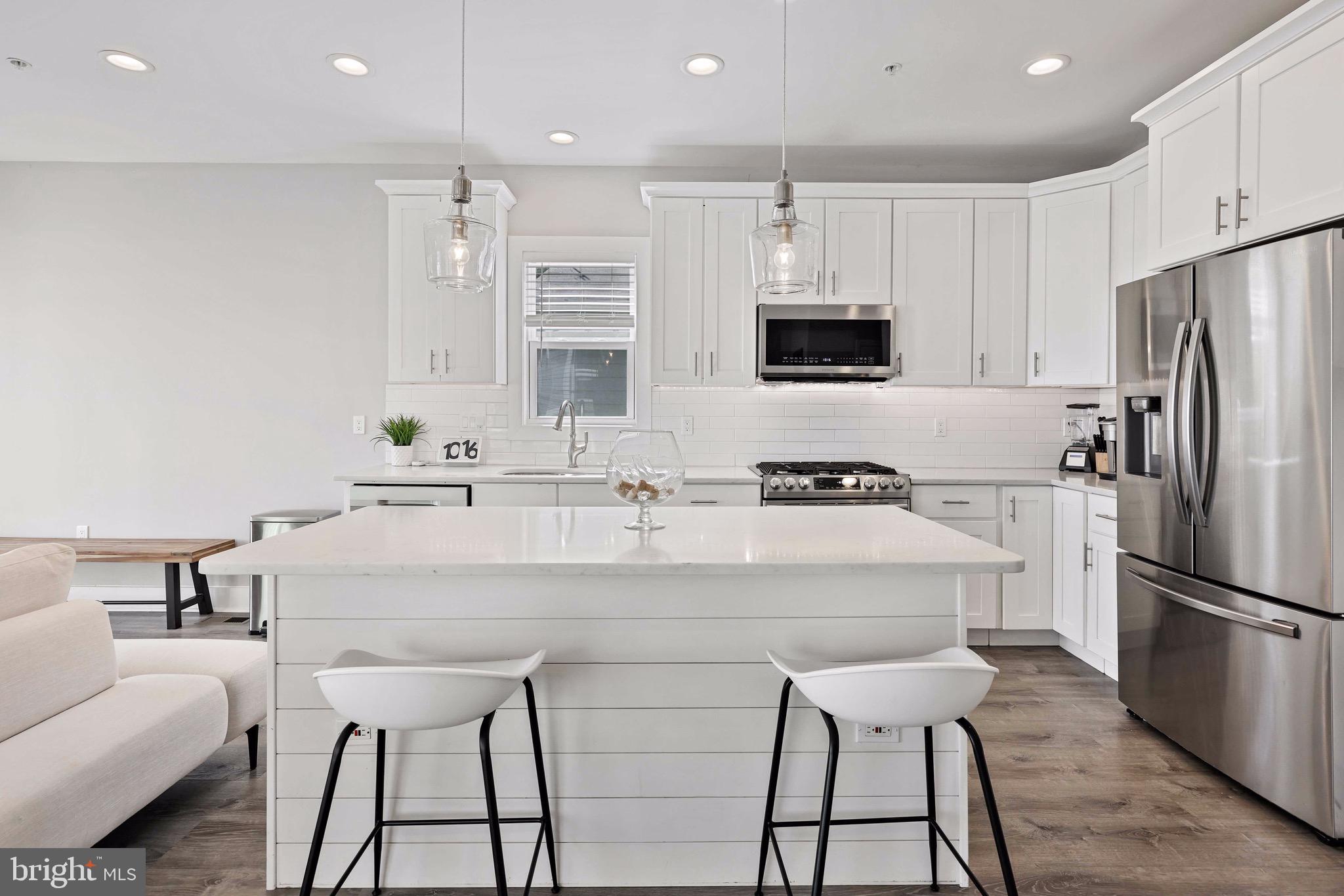 330 Arbutus Drive Edgewater, MD 21037 - Photo 8 of 39 Kitchen Island/Breakfast Bar