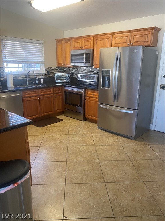3113 Trueno Road Henderson, NV 89014 - Photo 5 of 14