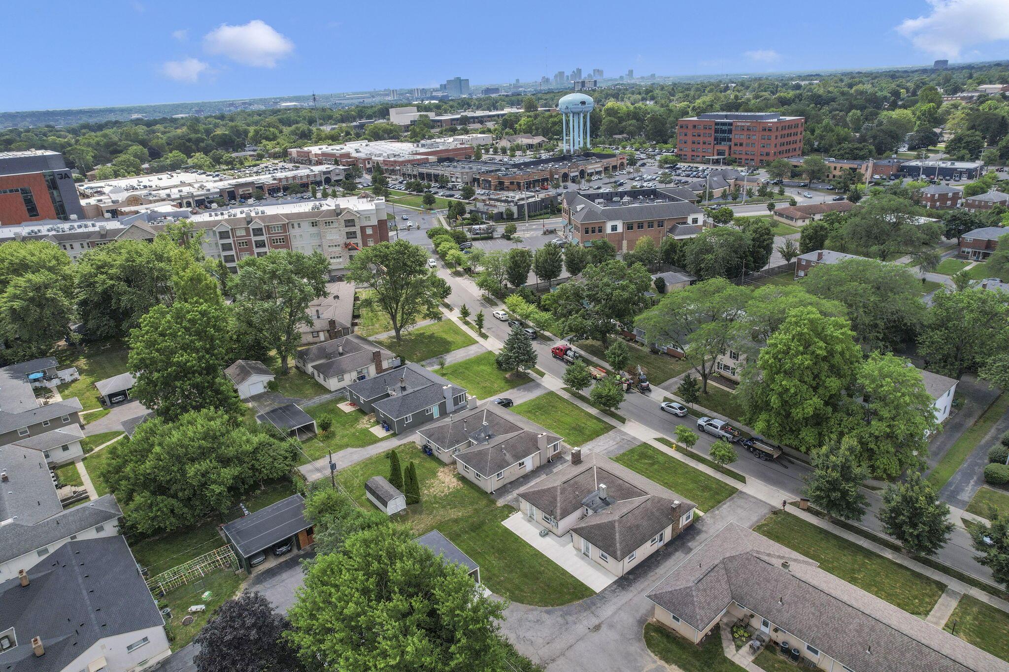 1848 Milden Road Columbus, OH 43221 - Photo 42 of 56 62-web-or-mls-DJI_0417