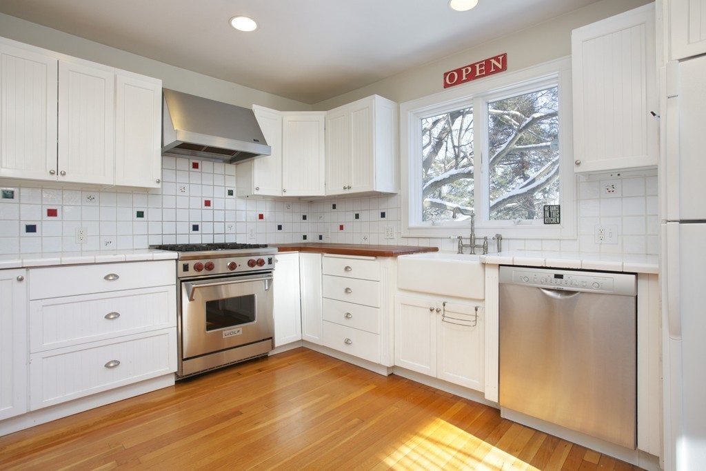 58 Lawton Road Needham, MA 02492 - Photo 4 of 17