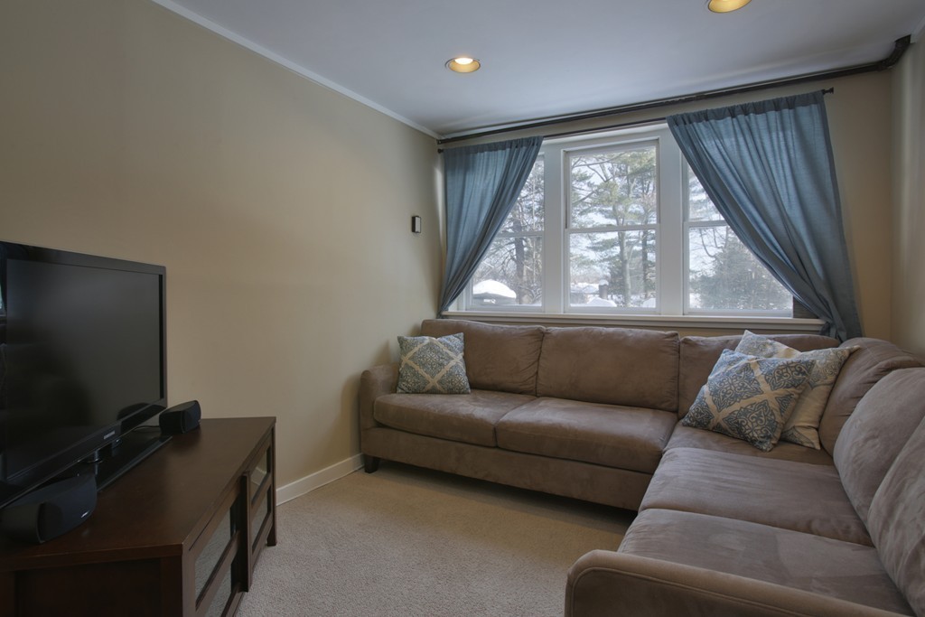 58 Lawton Road Needham, MA 02492 - Photo 10 of 17