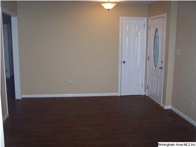 1124 3rd Avenue Pleasant Grove, AL 35127 - Photo 3 of 18