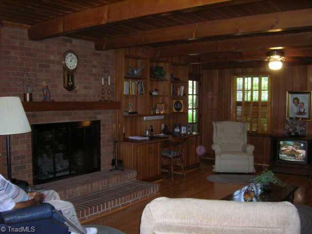 2810 Montclair Road Winston-Salem, NC 27106 - Photo 2 of 9 Other. Great room, view 1
