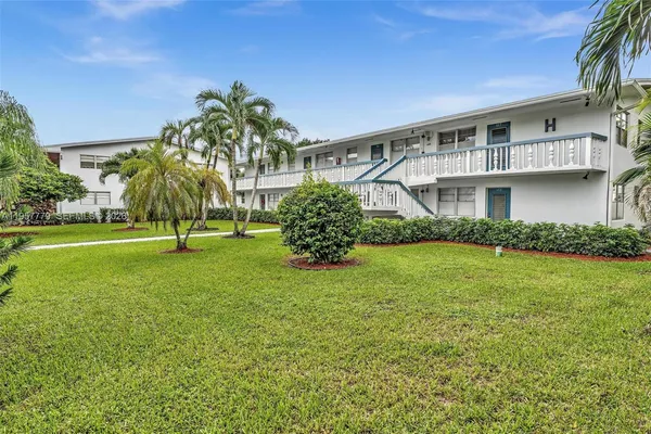 $75,000 | 160 Markham H, Unit 160, Deerfield Beach, FL 33442