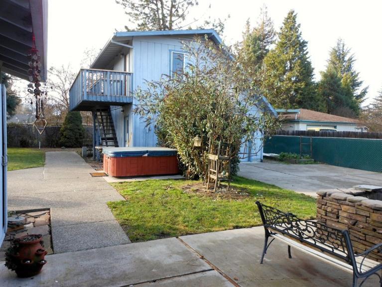 3405 Bursell Road Central Point, OR 97502 - Photo 27 of 35 Additional Photo