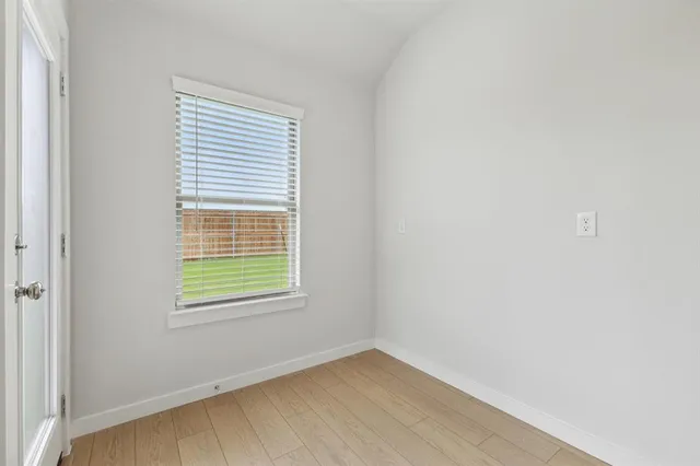 $374,990 | 452 Blackwater Trail, Waxahachie, TX 75165