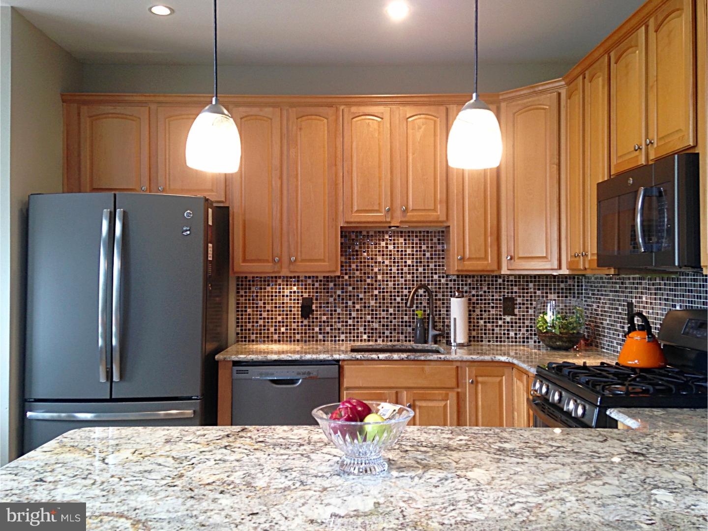 74 Chapel Hill Road Mount Laurel, NJ 08054 - Photo 9 of 25 Gallery Image 9