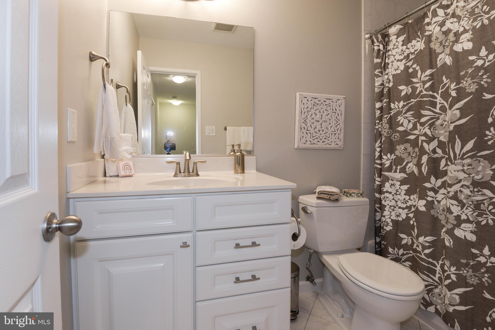 2024 Headlands Circle Reston, VA 20191 - Photo 18 of 50