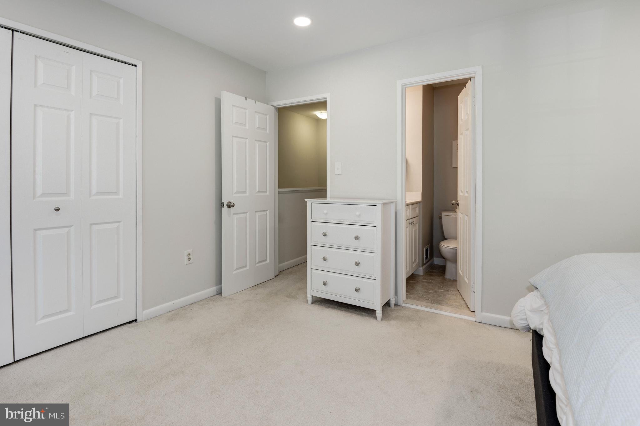 2024 Headlands Circle Reston, VA 20191 - Photo 22 of 50