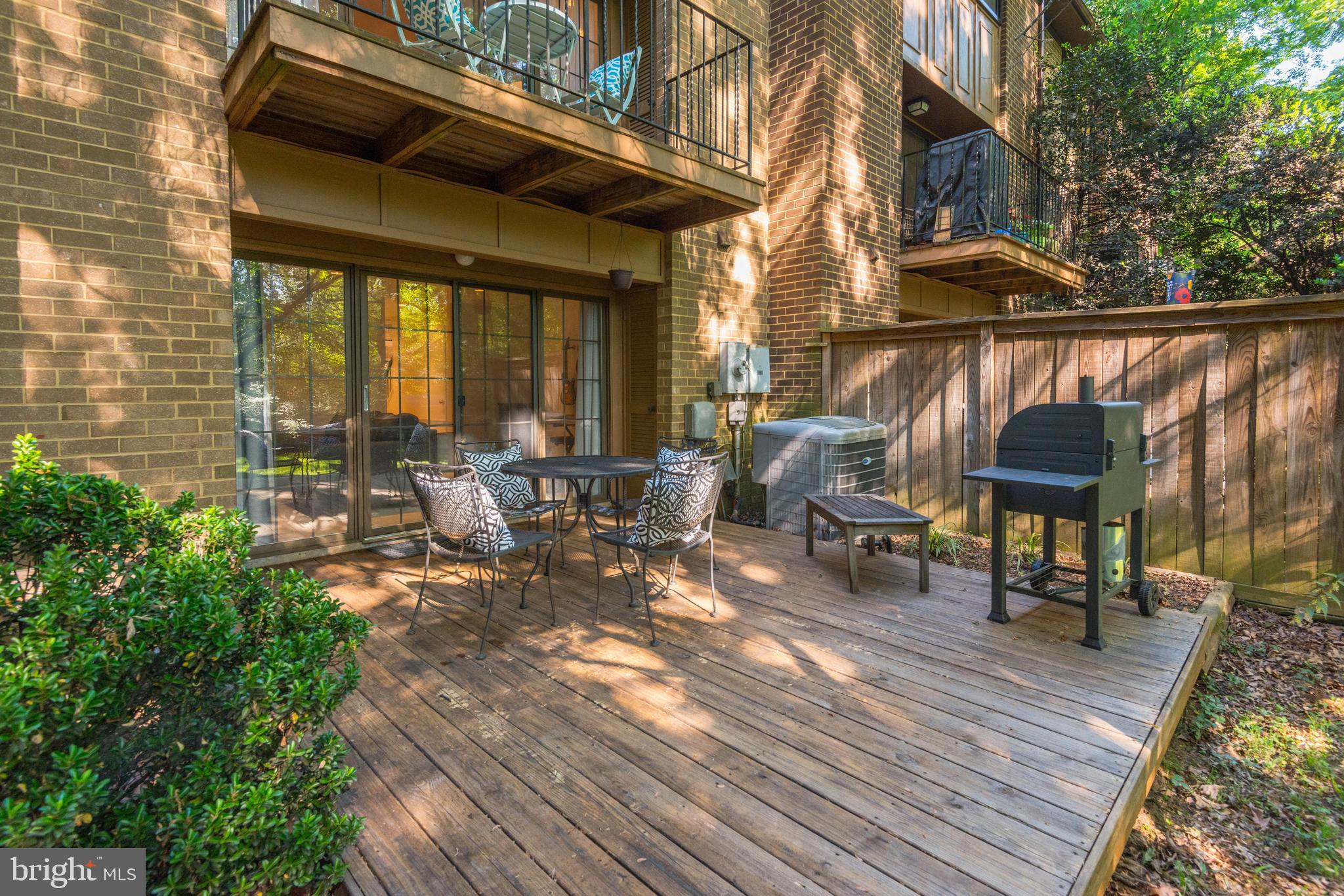 2024 Headlands Circle Reston, VA 20191 - Photo 35 of 50