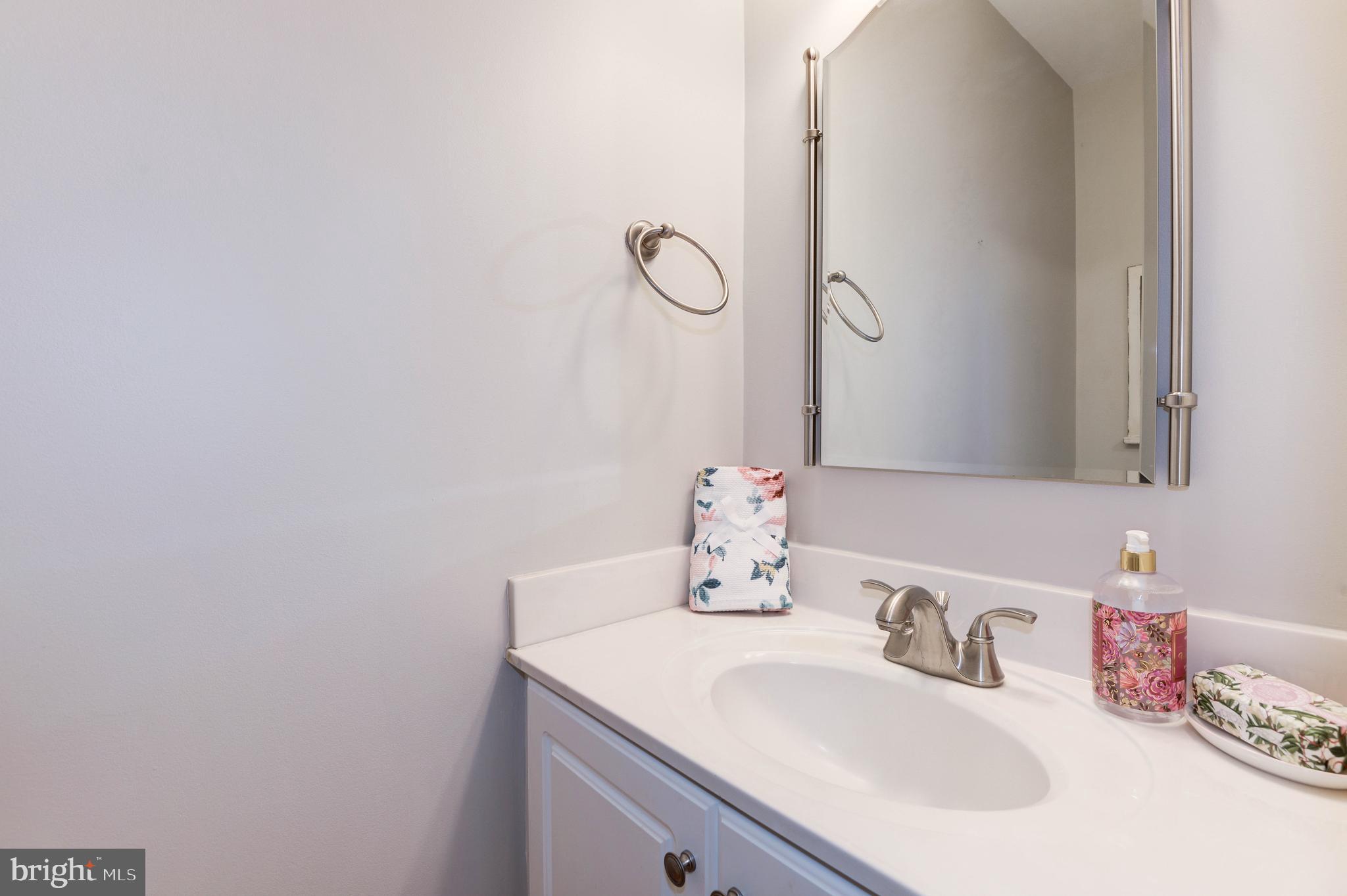 2024 Headlands Circle Reston, VA 20191 - Photo 46 of 50