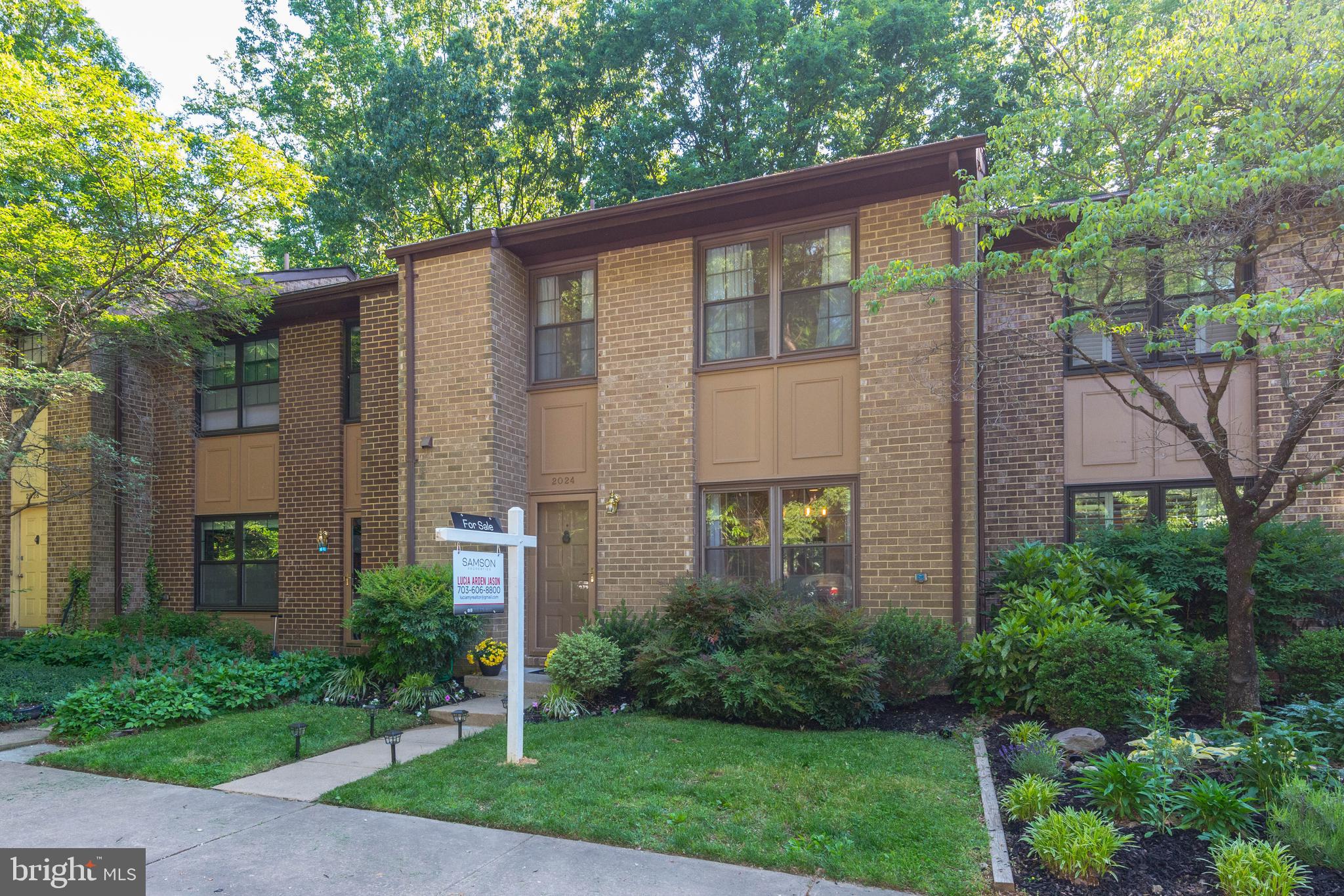 2024 Headlands Circle Reston, VA 20191 - Photo 47 of 50